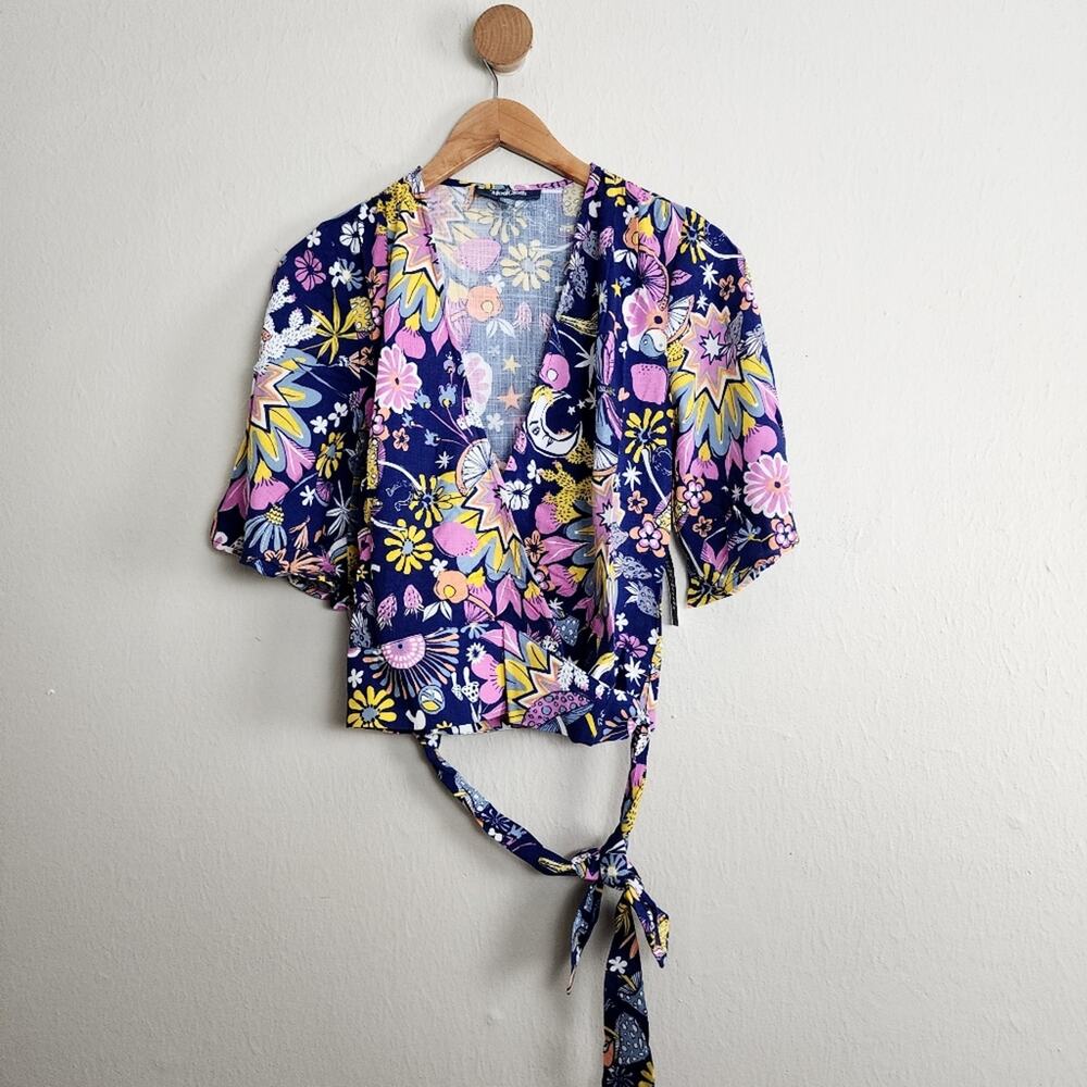 ModCloth Best Is Yet To Come Graphic Print V-Neck Wrap Top Navy Blue XS NWT - Picture 1 of 10